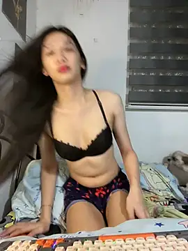 Sweetashleyasian online show from May 29, 9:04 am