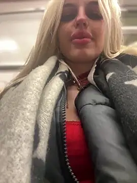 Steffi Snowbunny online show from March 15, 8:05 pm