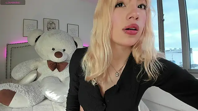 Mayajhons online show from October 9, 11:33 am