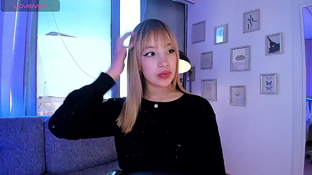 Mayajhons online show from September 16, 12:28 pm