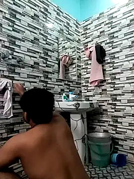 Snapshot of sexyboywhite chatting on September 17, 8:05 am sexyboywhite online show from September 17, 8:05 am