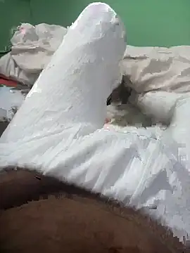 Snapshot of deshi8inch53 chatting on December 5, 6:06 pm deshi8inch53 online show from December 5, 6:06 pm