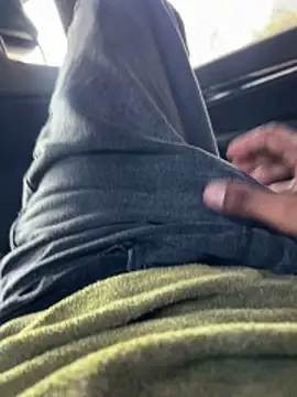 Jariushot3 online show from April 14, 2:55 pm