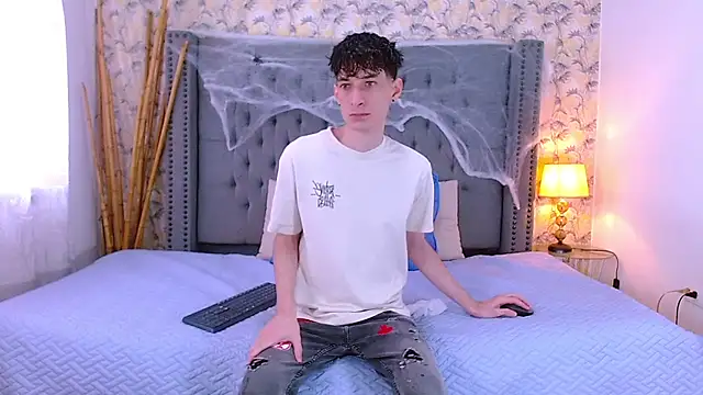 Luke Carter online show from October 9, 1:11 pm