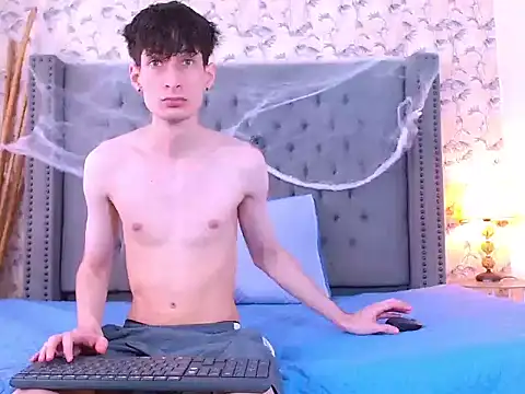 Luke Carter online show from October 29, 1:10 pm