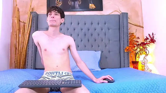 Luke Carter online show from December 18, 1:26 pm