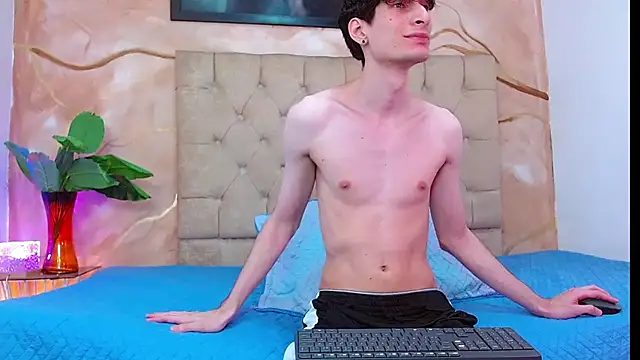 Luke Carter online show from April 8, 1:23 pm