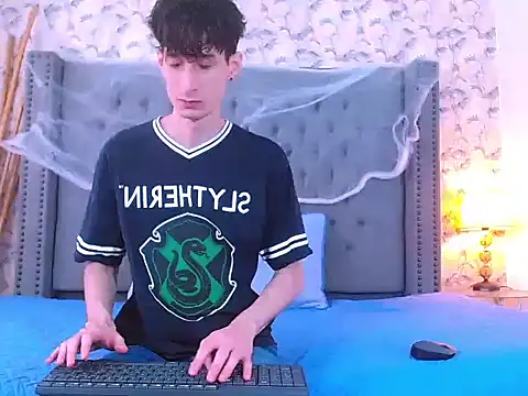 Luke Carter online show from November 1, 1:05 pm