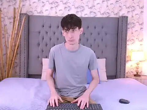 Luke Carter online show from September 25, 1:06 pm