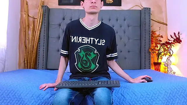 Luke Carter online show from December 20, 1:14 pm