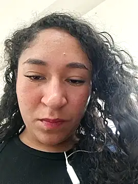 Snapshot of Lexiiee_1 chatting on December 16, 4:22 pm Lexiiee 1 online show from December 16, 4:22 pm