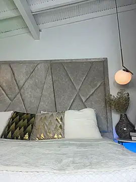 SweetieSinXXX online show from December 19, 1:13 pm