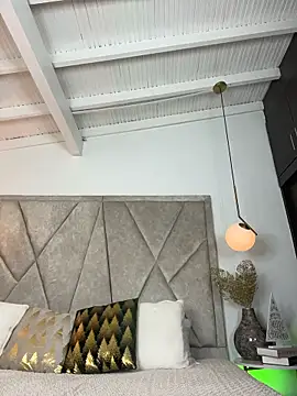 SweetieSinXXX online show from December 22, 1:11 pm