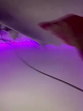 luluzinhax online show from January 8, 10:49 pm