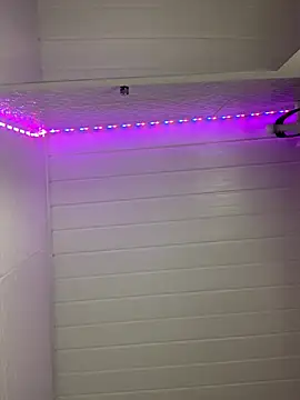 luluzinhax online show from February 14, 2:45 am