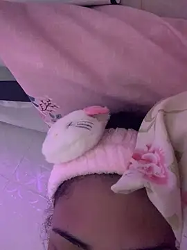 luluzinhax online show from January 17, 2:48 am