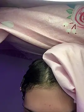 luluzinhax online show from March 27, 6:53 pm