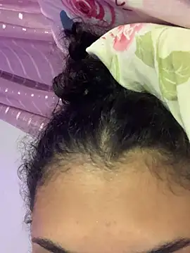 luluzinhax online show from March 4, 4:42 am