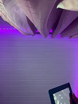 luluzinhax online show from March 12, 3:56 am