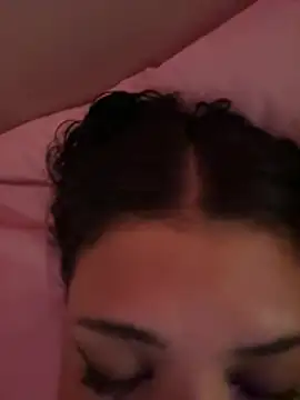 Snapshot of luluzinhax chatting on July 7, 7:23 am luluzinhax online show from July 7, 7:23 am