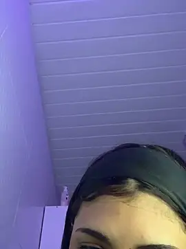 luluzinhax online show from September 28, 3:02 am