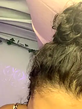 luluzinhax online show from October 12, 4:36 am