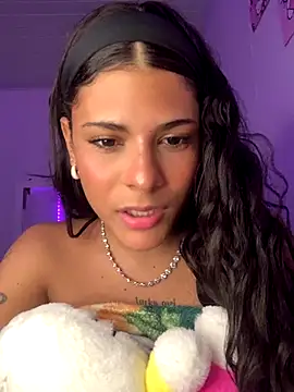 luluzinhax online show from October 23, 1:10 pm