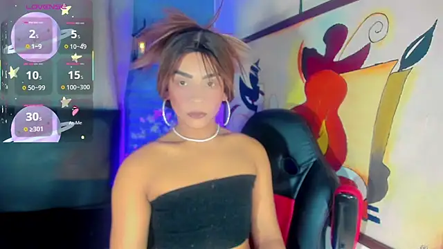 Snapshot of Cristal_Villael chatting on December 2, 3:41 am Cristal Villael online show from December 2, 3:41 am