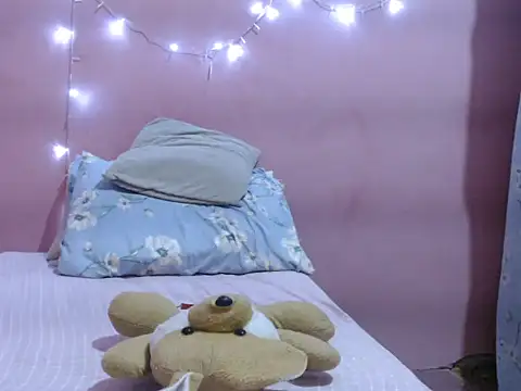 THAIS3900 online show from February 13, 4:34 am