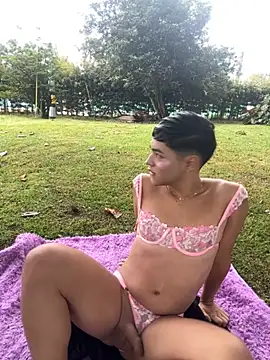 Snapshot of Matt_Swett chatting on October 13, 1:23 pm Matt Swett online show from October 13, 1:23 pm