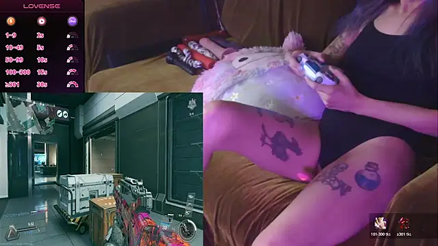 mmmminaDarling online show from June 11, 12:01 am