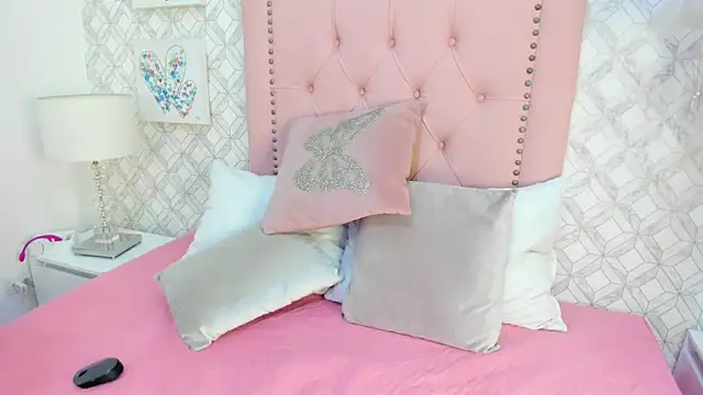 NebulaSin online show from November 8, 7:50 pm