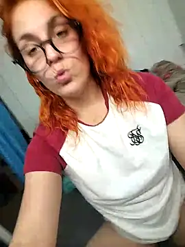  Pipi  online show from April 22, 11:55 pm