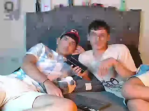 Snapshot of logan_willyams_ chatting on September 19, 12:25 am logan willyams online show from September 19, 12:25 am