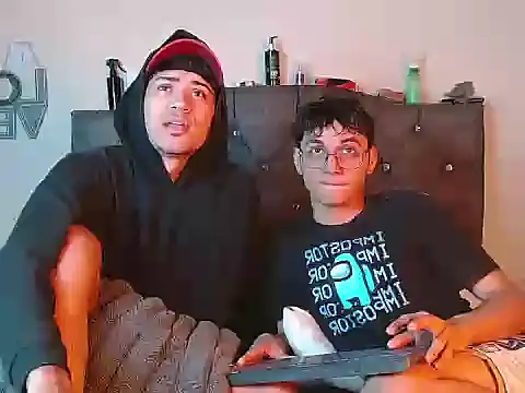 Snapshot of logan_willyams_ chatting on September 21, 9:53 pm logan willyams online show from September 21, 9:53 pm