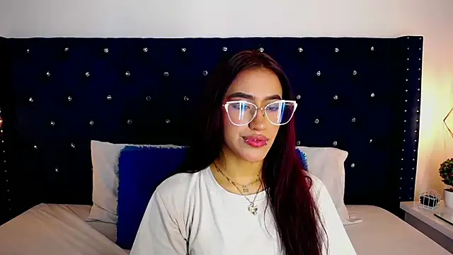 miss aris online show from October 29, 5:39 am