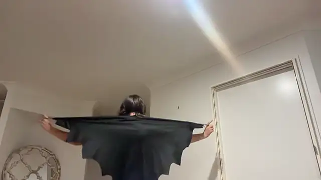 Snapshot of cassiess1 chatting on October 24, 11:37 pm cassiess1 online show from October 24, 11:37 pm