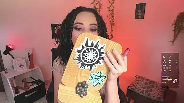 Snapshot of Eve_blacke chatting on September 24, 7:42 pm Eve blacke online show from September 24, 7:42 pm