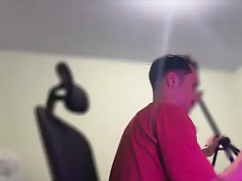 chrisalmeid  online show from December 1, 4:46 am