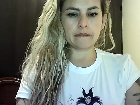 Valery  Rouse  online show from November 28, 4:12 am