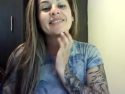 Valery  Rouse  online show from January 18, 6:33 pm