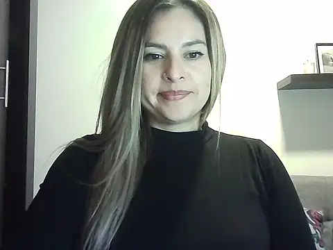 Valery  Rouse  online show from April 19, 3:40 am