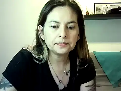 Snapshot of Valery__Rouse_ chatting on July 9, 12:04 pm Valery Rouse online show from July 9, 12:04 pm