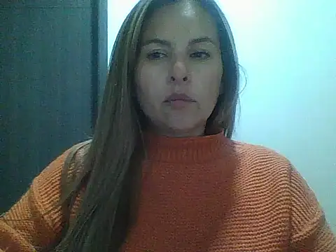 Valery  Rouse  online show from January 8, 3:01 am