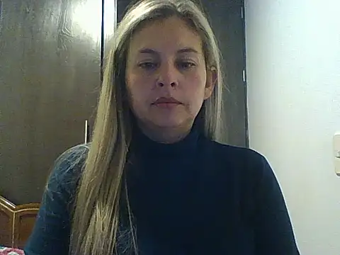 Valery  Rouse  online show from September 19, 4:05 am