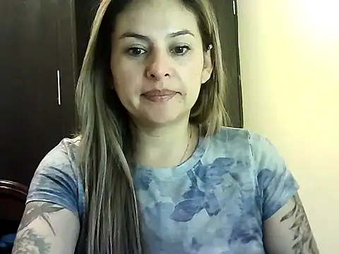 Valery  Rouse  online show from March 5, 11:51 am