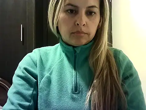 Valery  Rouse  online show from November 4, 1:20 am