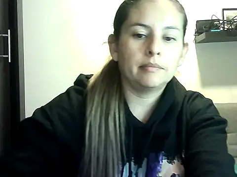 Valery  Rouse  online show from April 29, 2:16 am