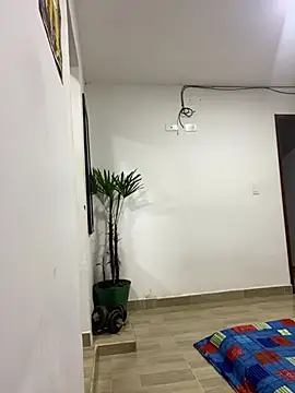 Young handsome online show from January 15, 5:00 am