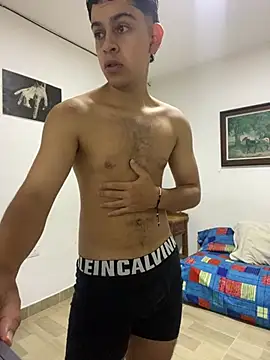 Young handsome online show from February 28, 1:33 pm